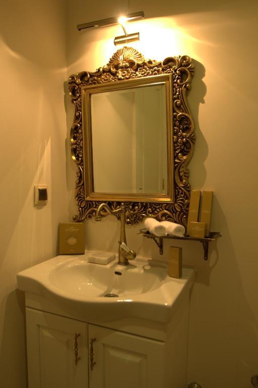 Otel Lavin 5*